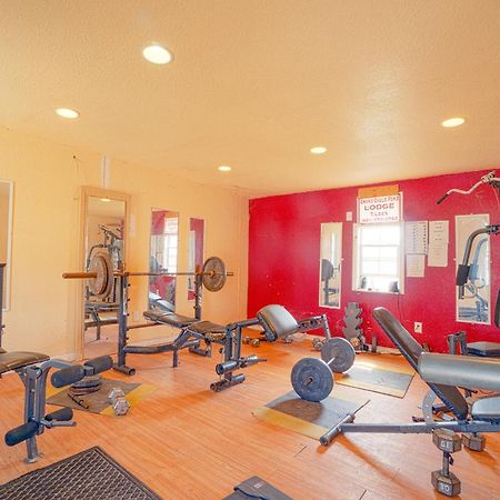 Tilden Grand Eagle Ford Lodge & Rv Park מראה חיצוני תמונה