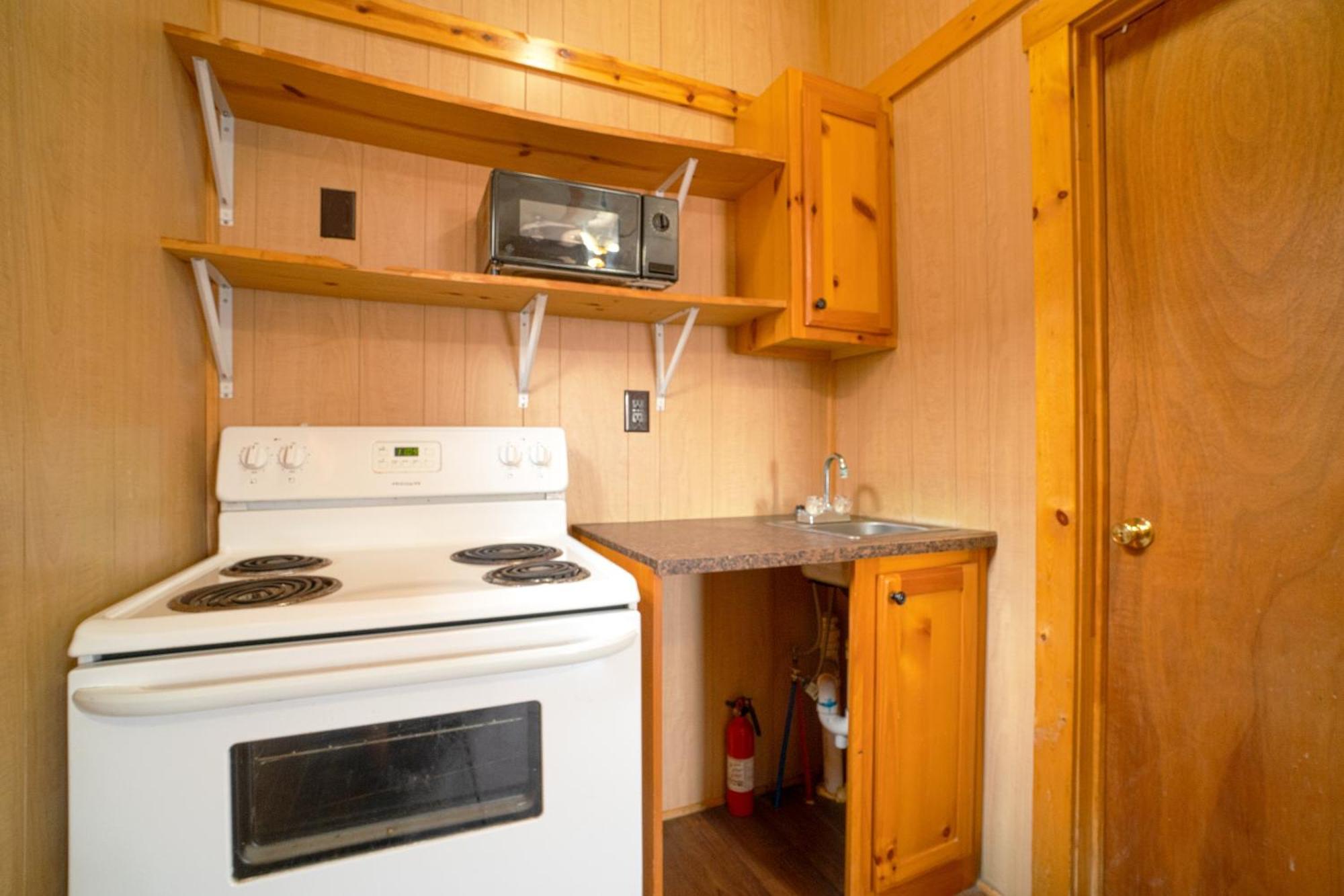 Tilden Grand Eagle Ford Lodge & Rv Park מראה חיצוני תמונה