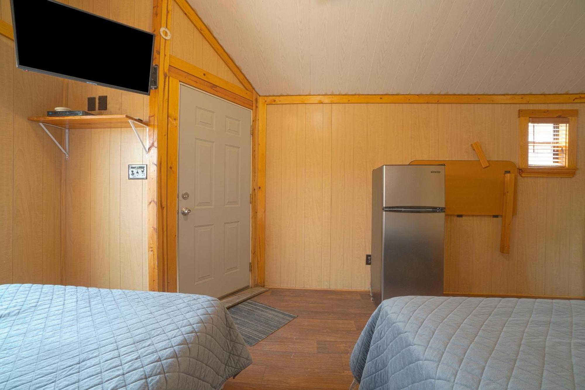 Tilden Grand Eagle Ford Lodge & Rv Park מראה חיצוני תמונה