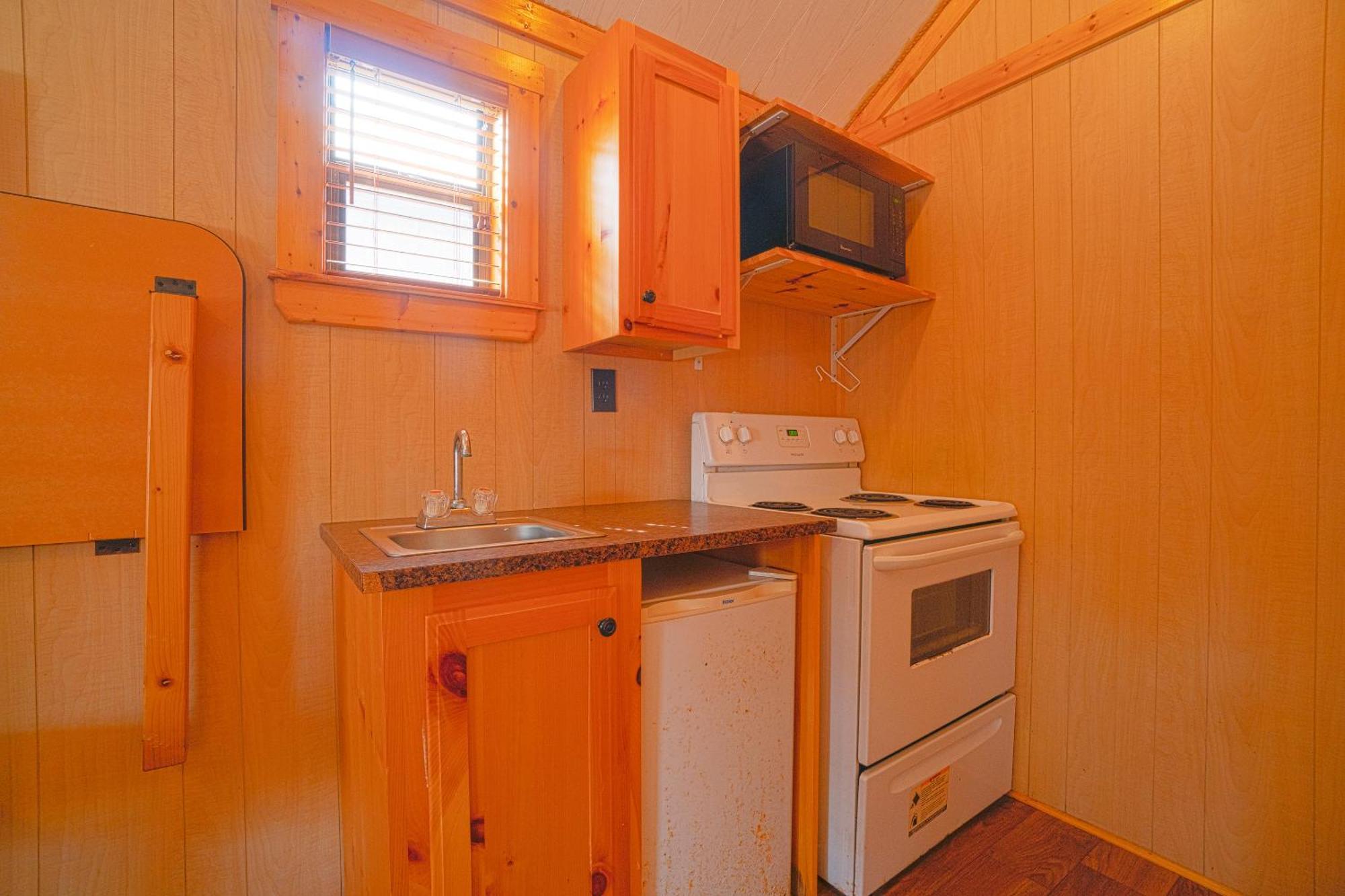 Tilden Grand Eagle Ford Lodge & Rv Park מראה חיצוני תמונה