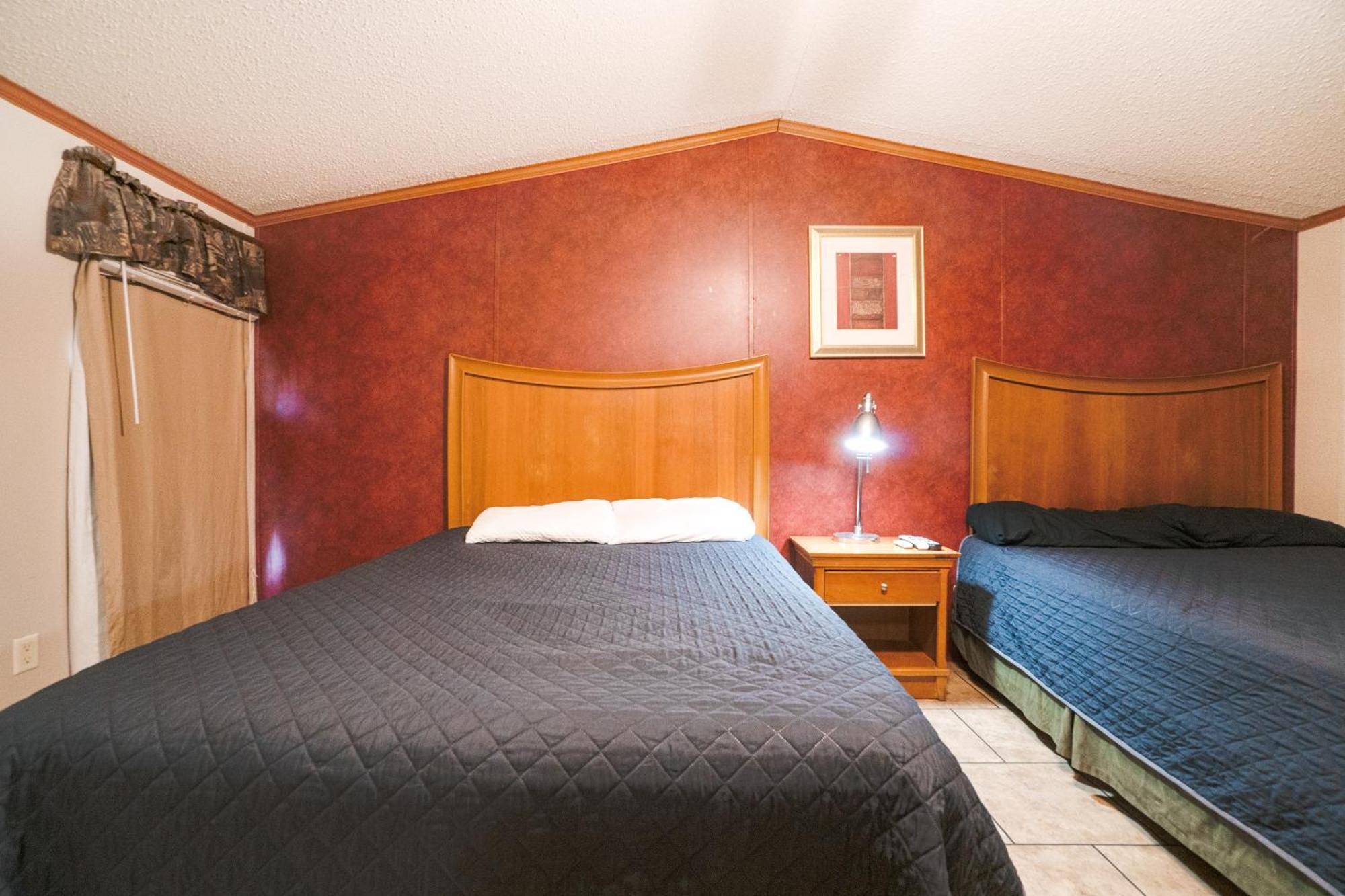 Tilden Grand Eagle Ford Lodge & Rv Park מראה חיצוני תמונה