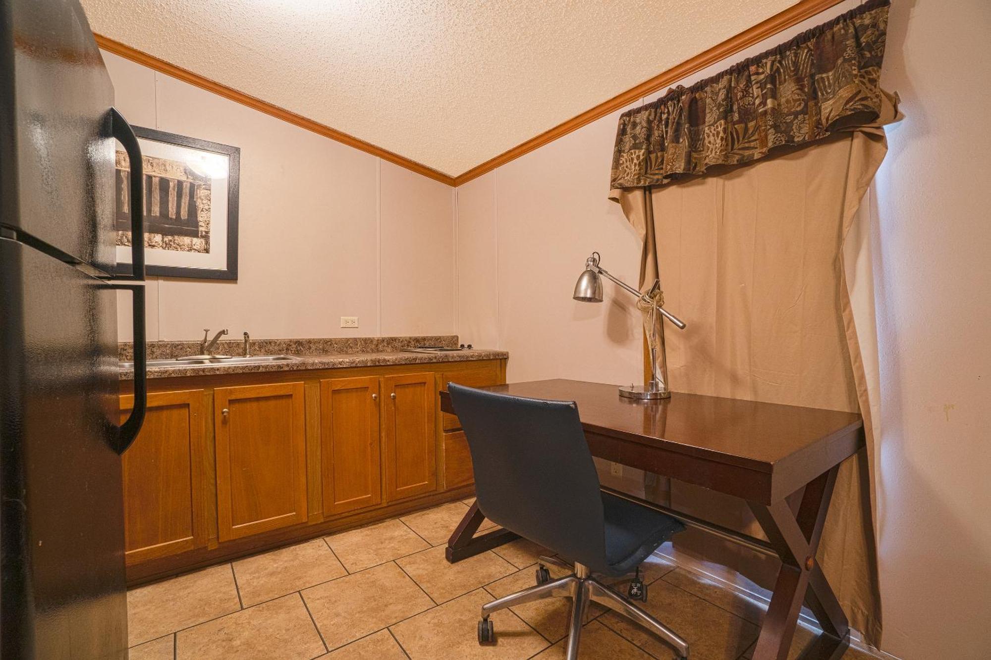 Tilden Grand Eagle Ford Lodge & Rv Park מראה חיצוני תמונה