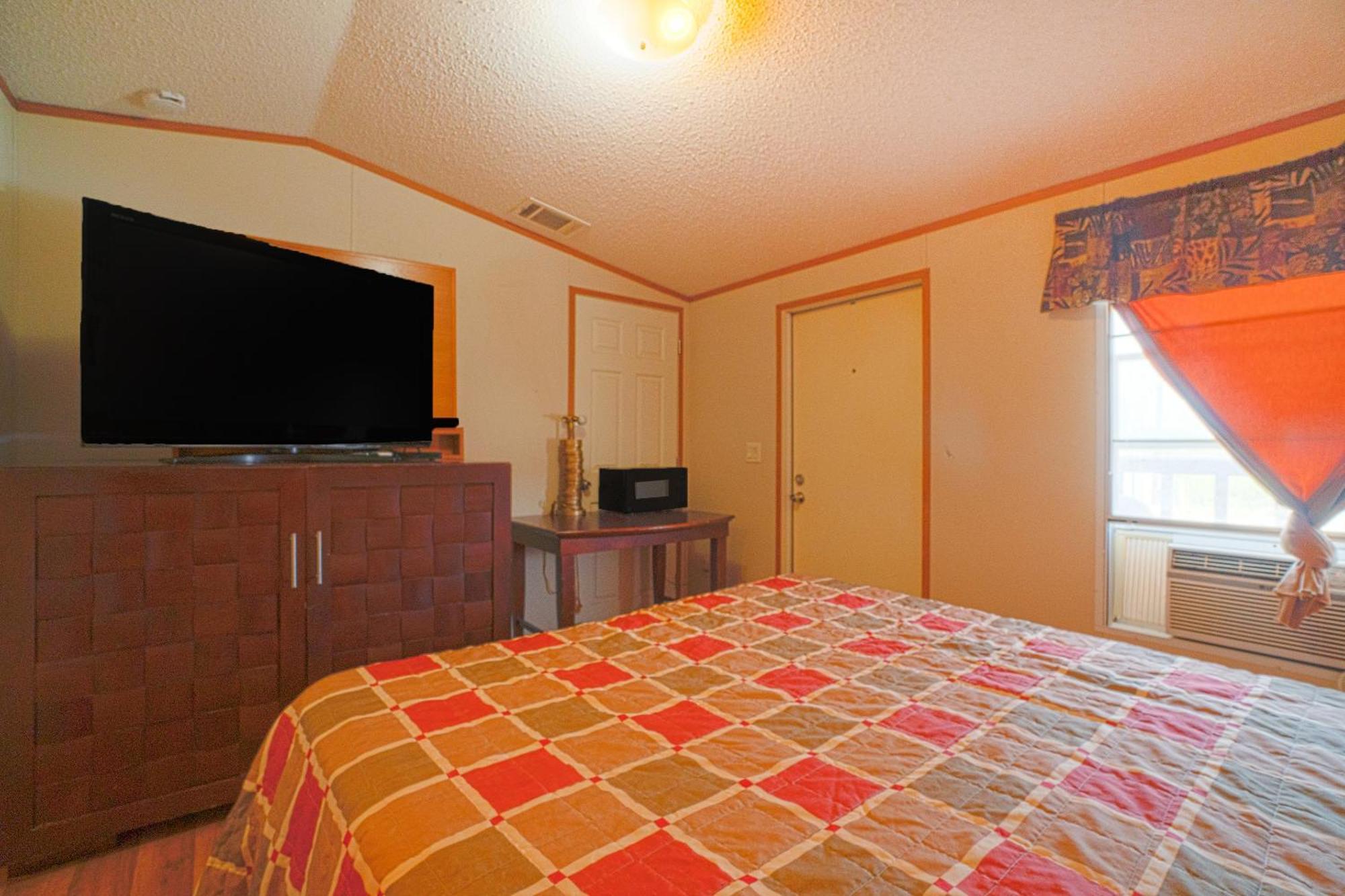 Tilden Grand Eagle Ford Lodge & Rv Park מראה חיצוני תמונה