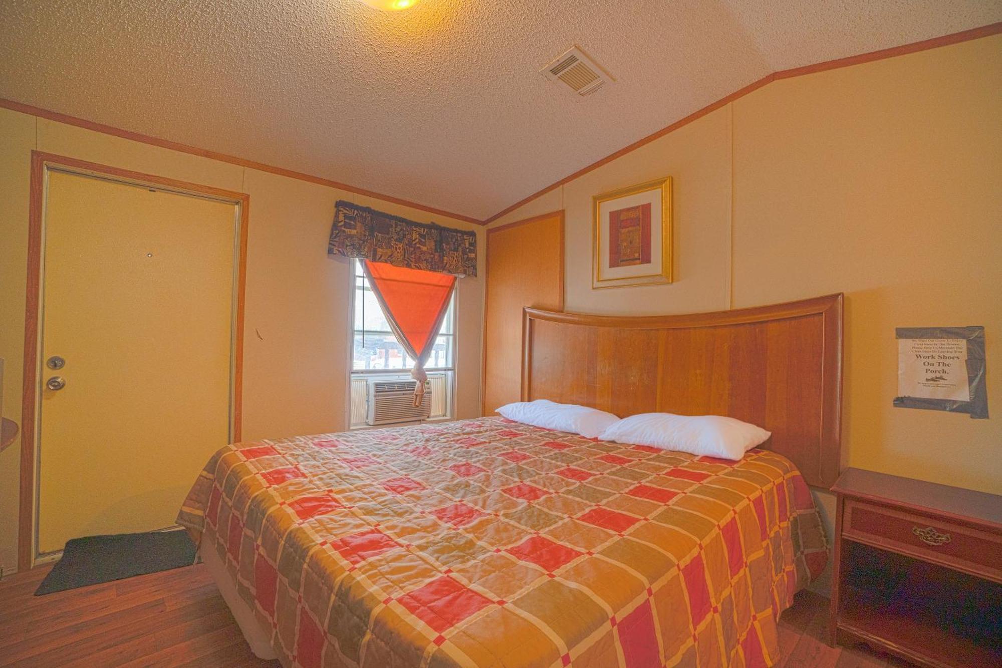 Tilden Grand Eagle Ford Lodge & Rv Park מראה חיצוני תמונה
