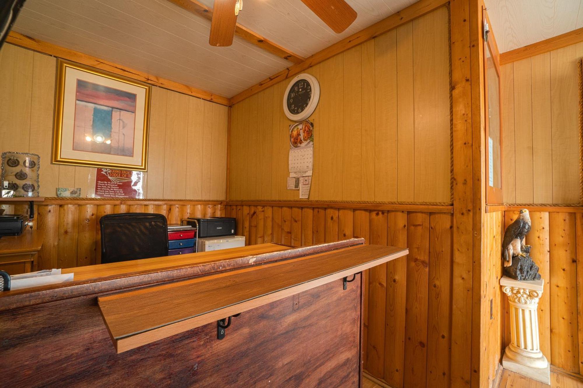 Tilden Grand Eagle Ford Lodge & Rv Park מראה חיצוני תמונה